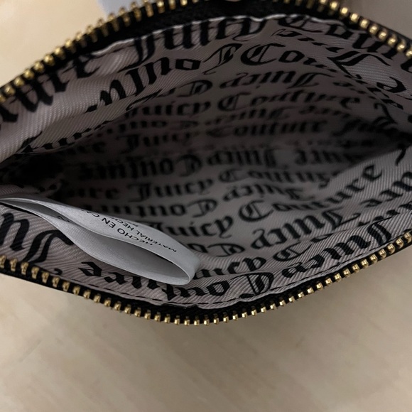 ❤️NWOT JUICY COUTURE ZIP POUCH❤️ - Picture 5 of 5